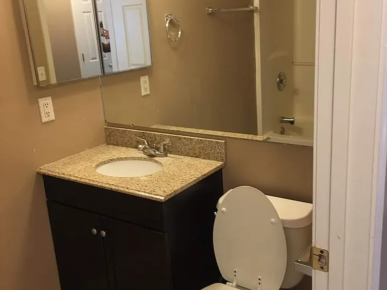 349 Morningside Dr #4 — Photo 15