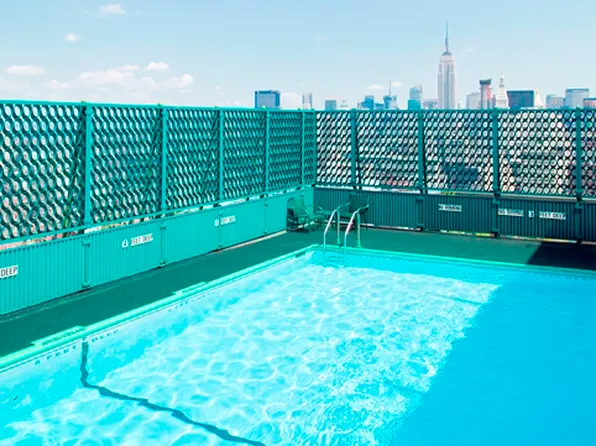 60 East 8th Street image 8 of 8