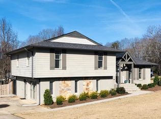 210 Meadow Ln, Oneonta, AL 35121