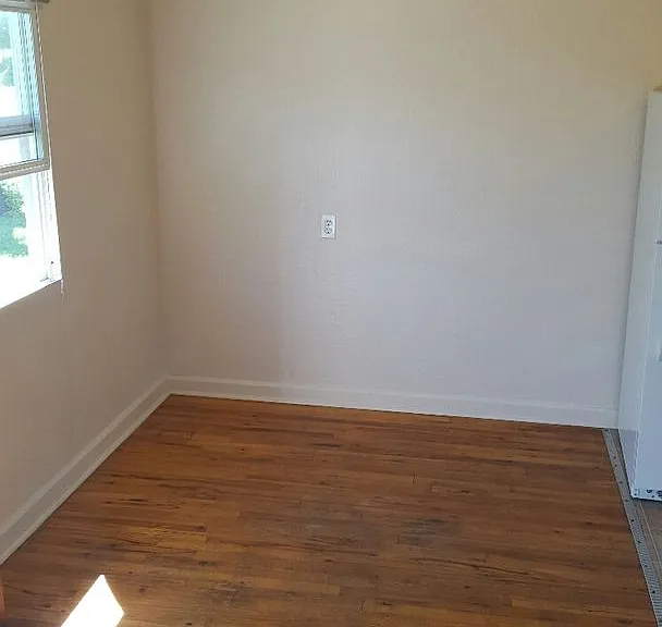 144-Rural Court — Photo 21