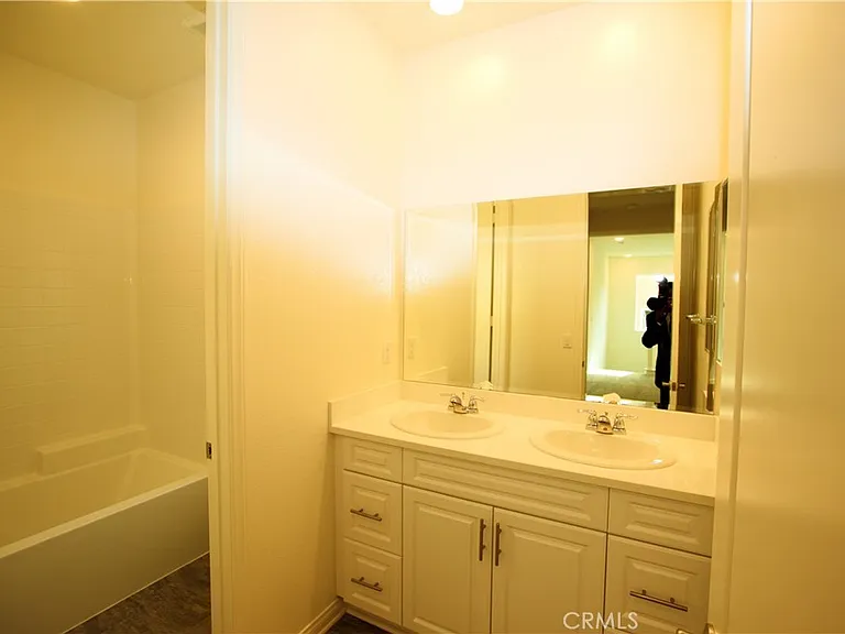24741 Rockston Dr — Photo 9
