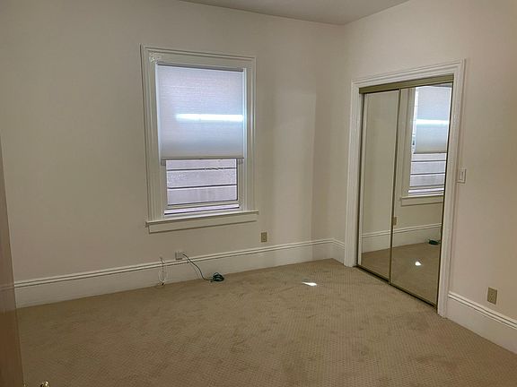 5th image of 272 Sweeny St