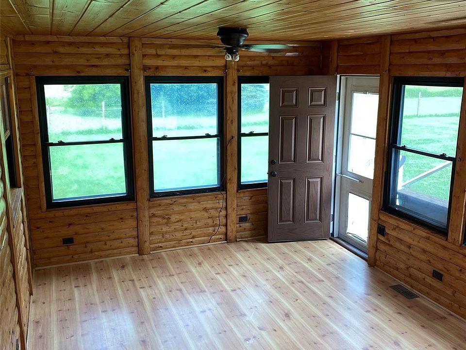 6827 Lapeer Rd, photo 13