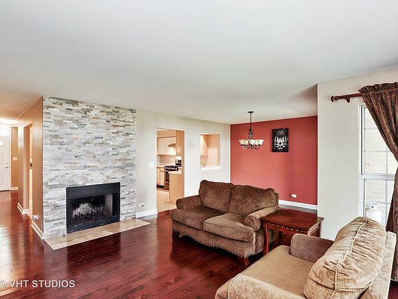 5th image of 872 Lansing Ct #0