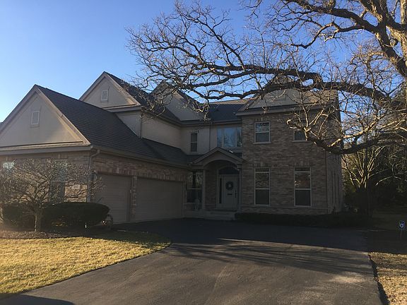 4th image of 60 Holabird Cir