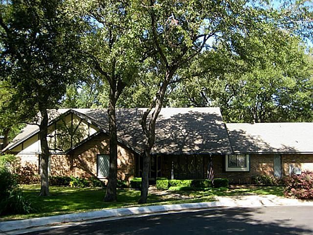 1st image of 4810 Hidden Oaks Ln