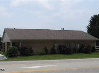 811 Robinson Ave, Roaring Spring, PA 16673