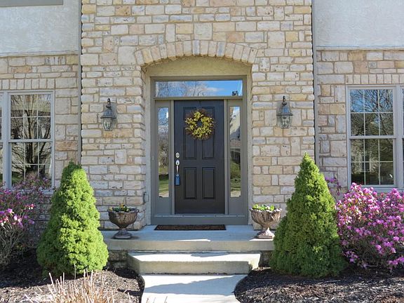 3rd image of 6743 Ballantrae Pl