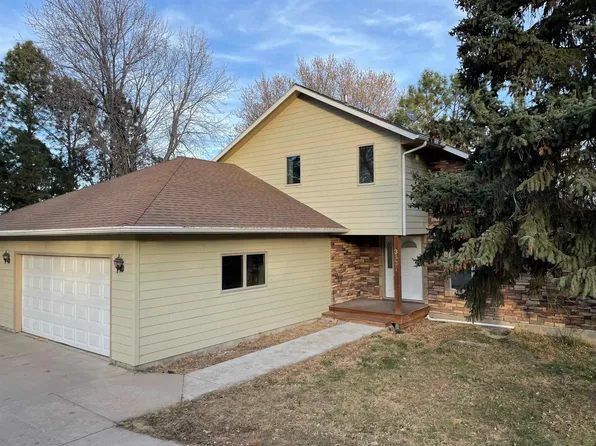 3531 E Arbor Ln, Kearney, NE 68845