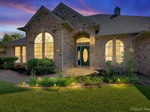 5526 Lake Side Dr, Bossier City, LA 71111