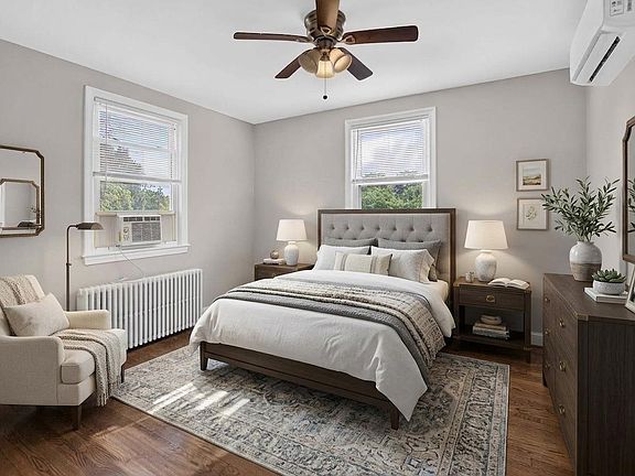 2nd image of 4703 Ravenswood Rd APT 27