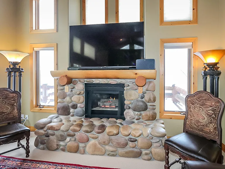 10134 S Wasatch Blvd — Photo 8
