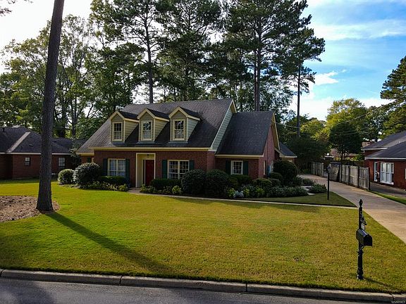 2nd image of 619 Mary Ann Dr