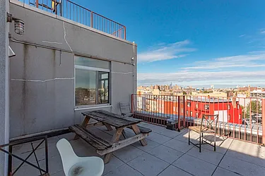 Rented by MySpaceNYC