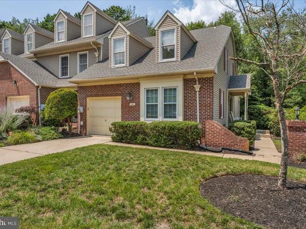 105 Berkshire Way, Marlton, NJ 08053
