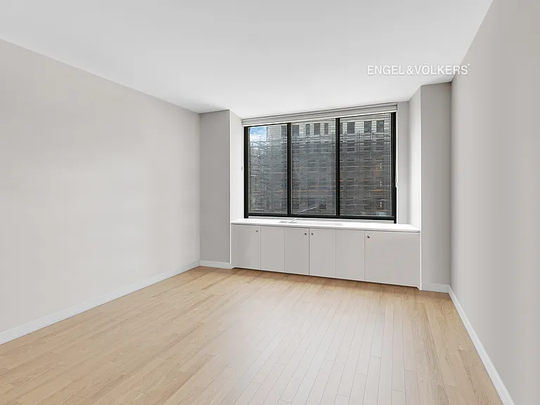 5 E 22nd St #8F — Photo 9