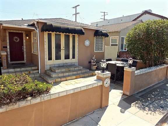 2nd image of 208 Covina Ave