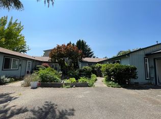 0137-01 - 524-532 S Dakota St., Portland, OR 97239