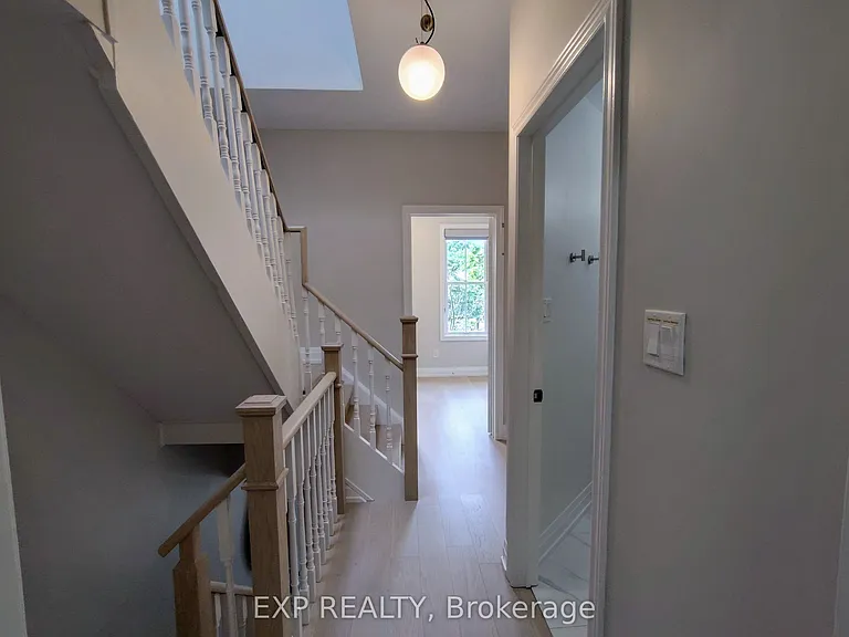 601 Adelaide St W — Photo 27