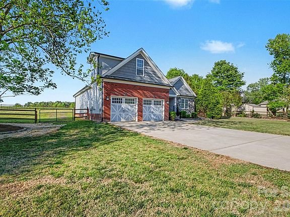 3rd image of 3604 Rilla Hamilton Rd