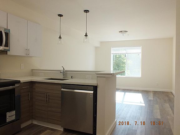 2nd image of 12548 15th Ave NE #302