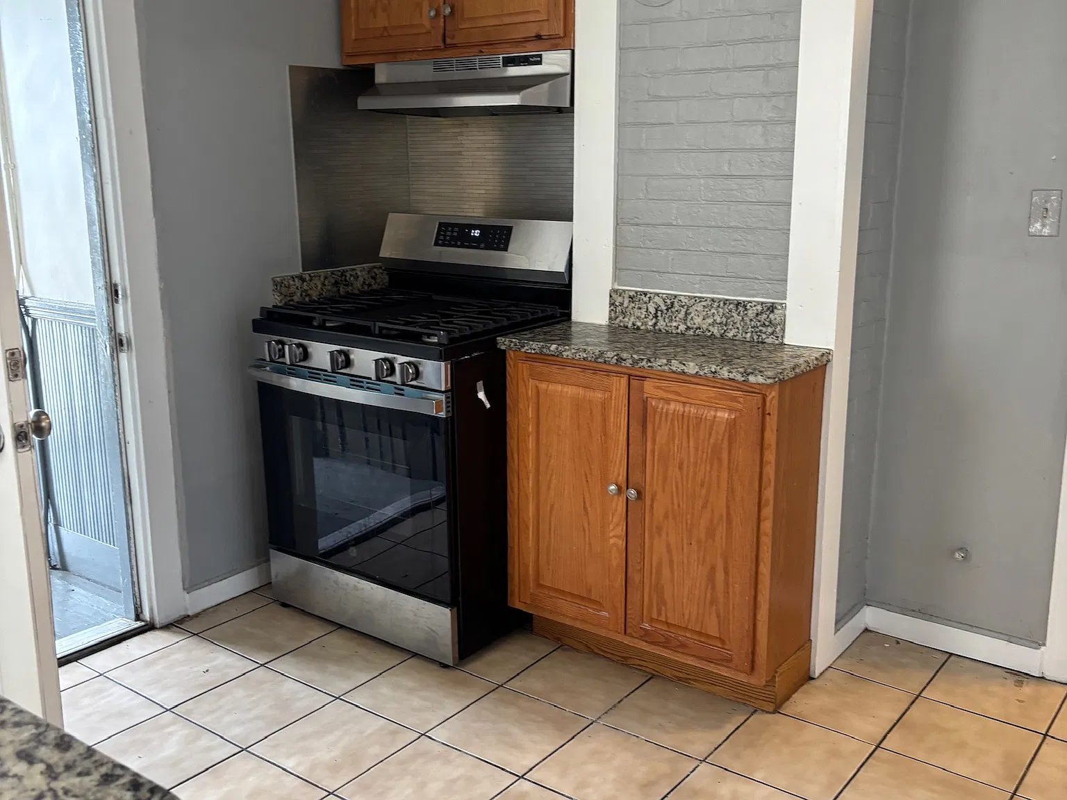 4 bed, $3,250 — Photo 4