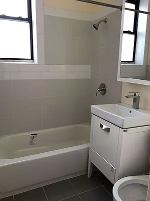 Rented by Jaytee America LLC | media 9