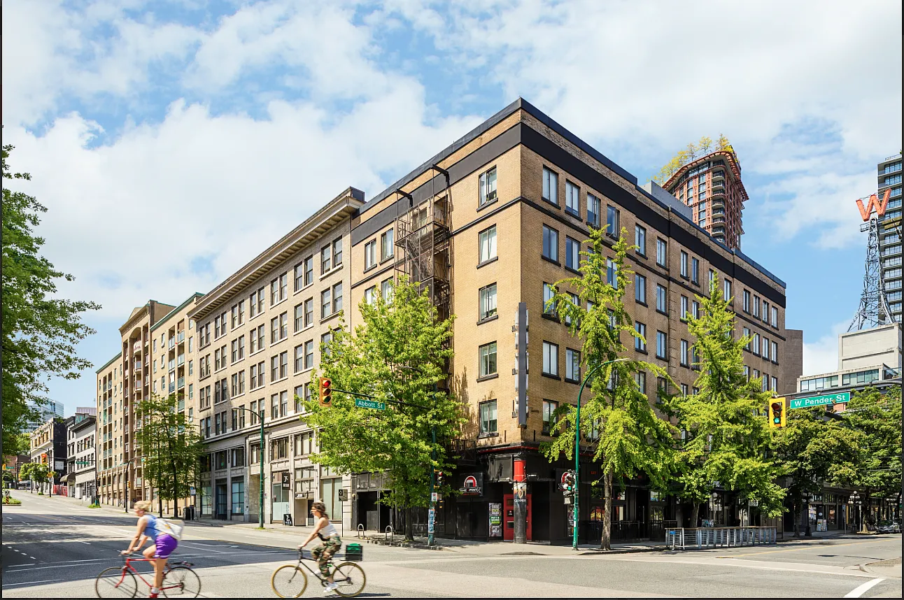 ALMA Gastown - 455 Abbott Street — Photo 4