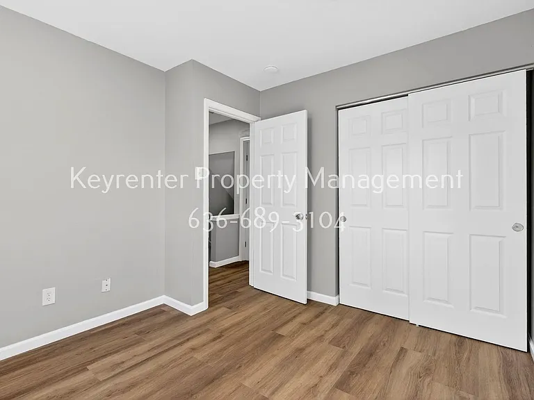 3313 Droste Rd — Photo 17