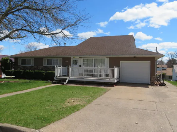 1709 E 8th St, Merrill, WI 54452