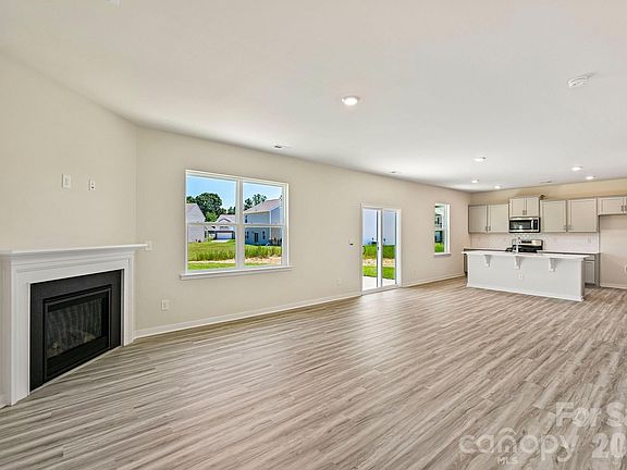 5th image of 4559 Harris Elliot Rd