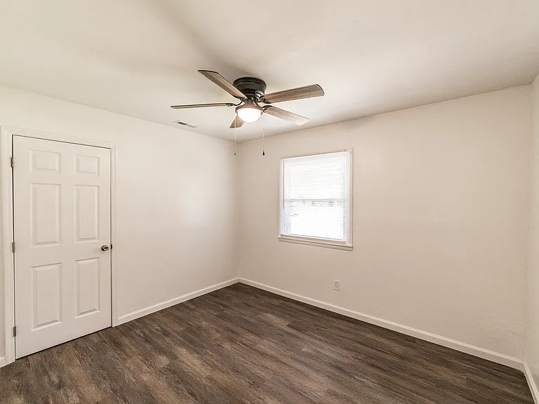 2239 Norwood Dr NW — Photo 11