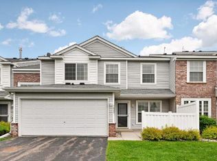 7632 Arboretum Village Cir, Chanhassen, MN 55317