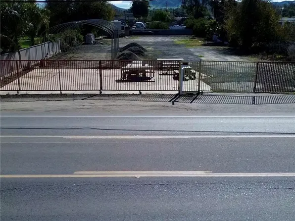 21321 Cajalco Rd #6, Perris, CA 92570