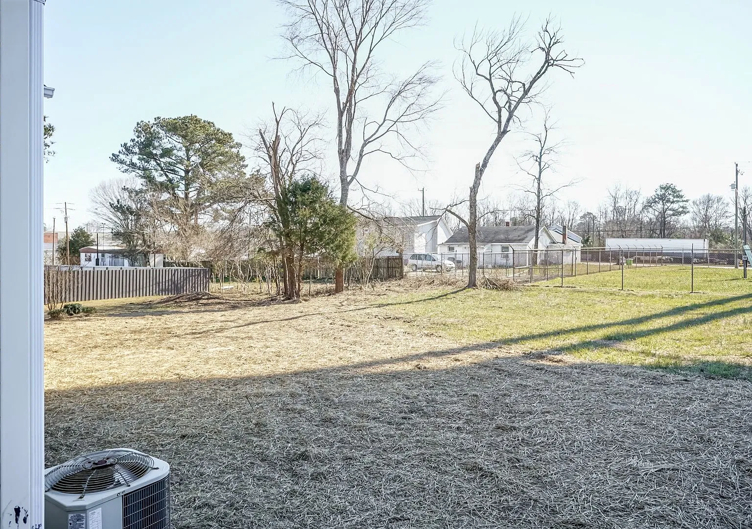 Amazing 3 bedroom home in Downtown Zebulon — Photo 3