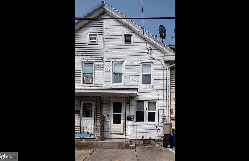 1st image of 303 N Pine St