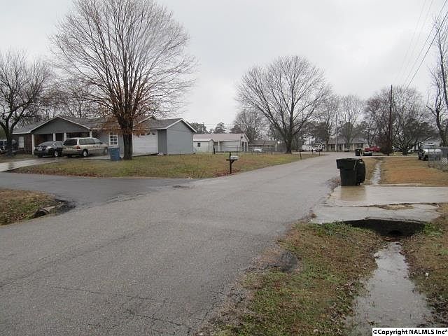 2nd image of 1211 Terry Cir