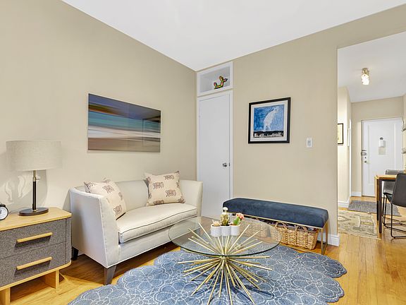 3rd image of 312 W 23rd St APT 3R