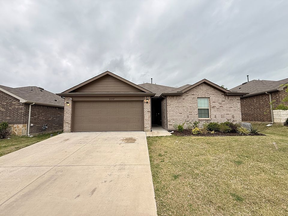 1st image of 2332 Burleson Rd