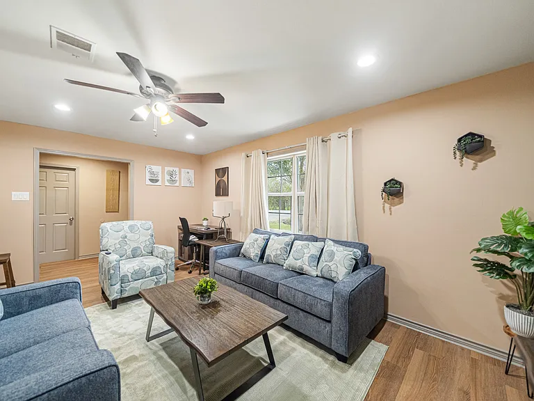 9123 Barton St — Photo 24