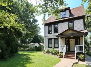 206 Woodside Ave #2, Ridgewood, NJ 07450