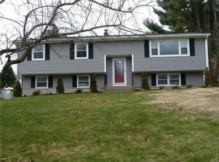 10 Ridgedale Rd, Bethel, CT 06801