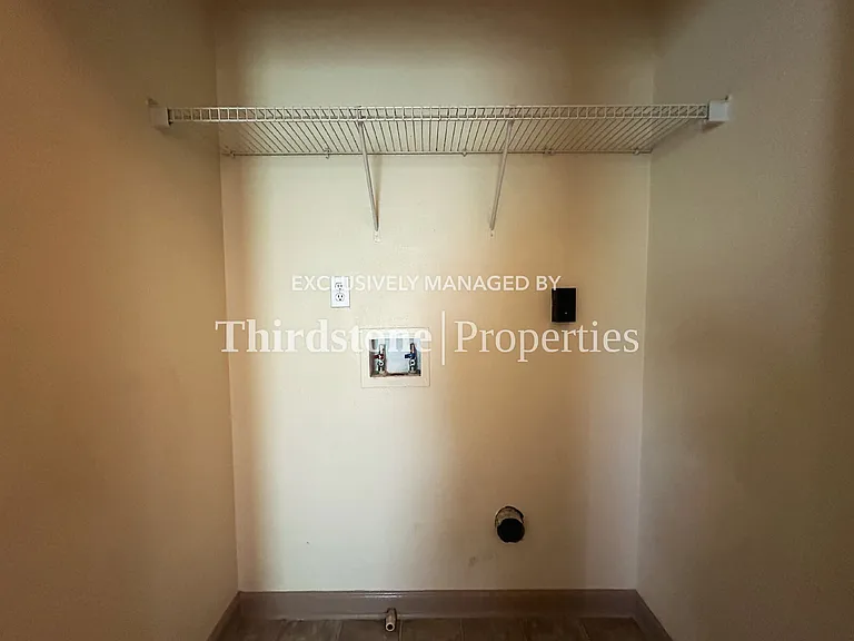 1660 Biscayne Bay Cir — Photo 20