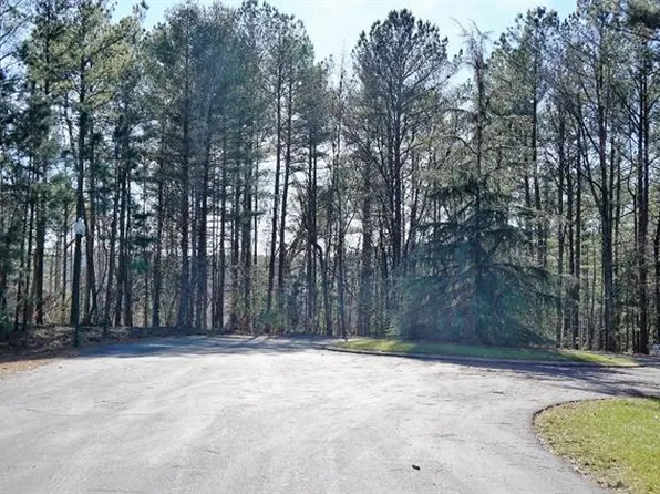 5418 Breakwater Dr, Granite Falls, NC 28630