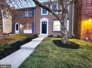 8669 Hickory Ridge Ct, Springfield, VA 22153