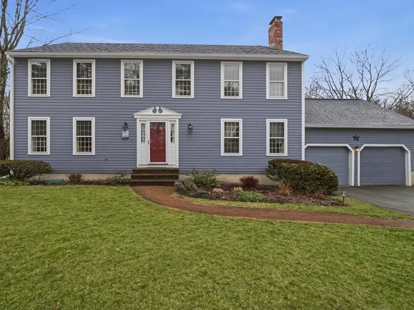 10 Berkeley Ln, Andover, MA 01810