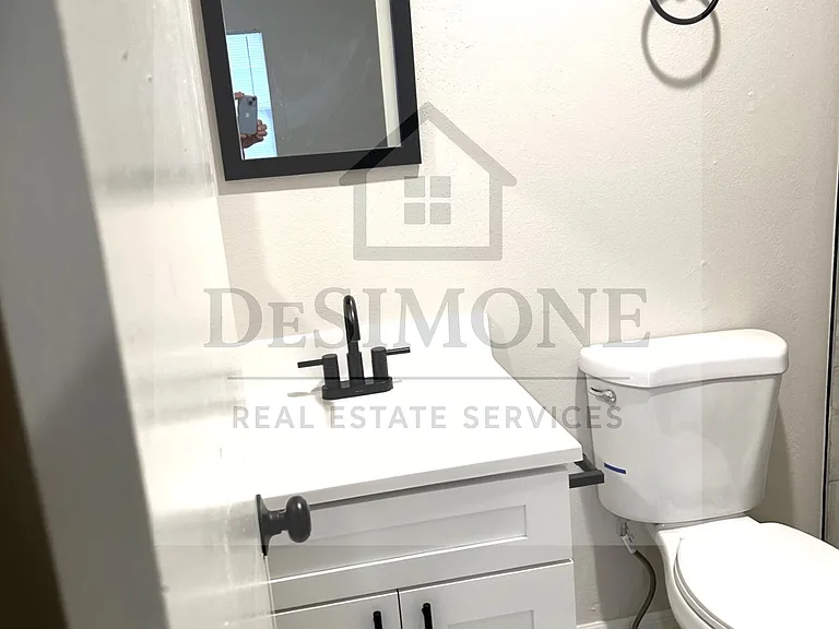 505 NE 27th Ave #3 — Photo 5