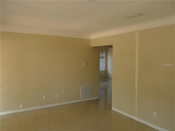 5th image of 4585 15th Ave N