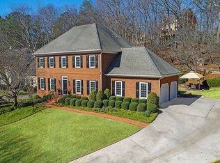 7850 Landowne Dr, Sandy Springs, GA 30350