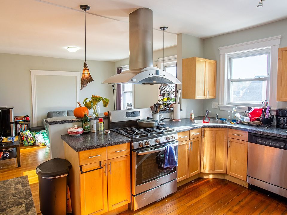 1st image of 8 Belmont St #4G